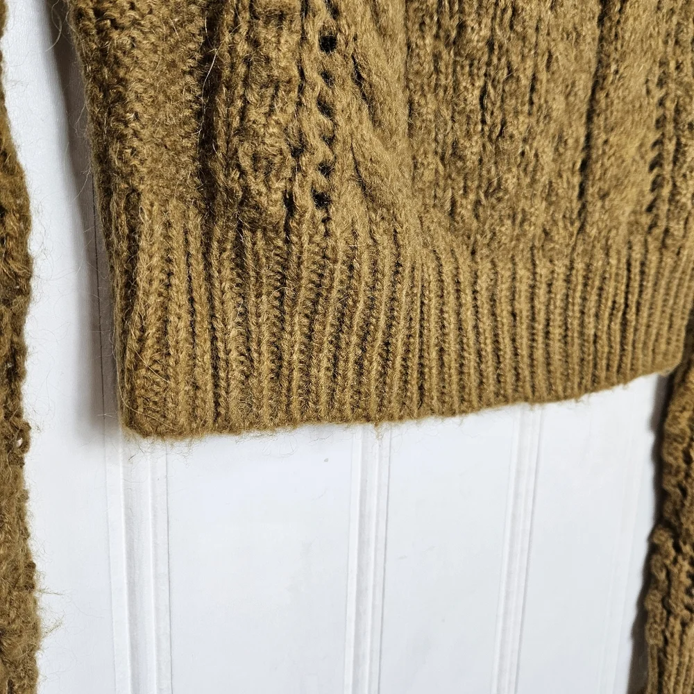 Aritzia Wilfred Sweater XS Reverdy Cable Knit Alpaca Mohair Cropped Tamarind Bro